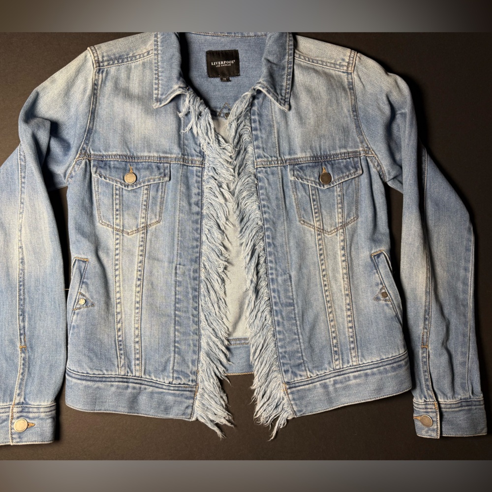 Liverpool Los Angeles Light Wash Fringe-Trim Denim Jacket XS western boho
